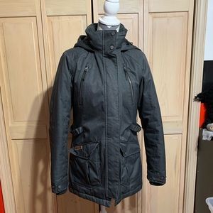 Columbia Barlow pass 550 turbodown jacket